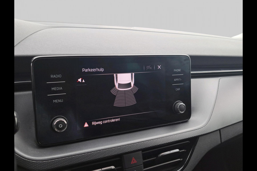 Škoda SCALA 1.0 TSI Ambition Incl. Apple Carplay/Android Auto | Cruise control | Lichtmetalen velgen 16"