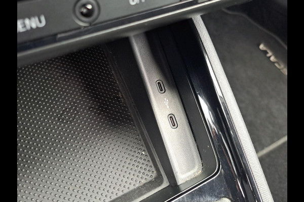 Škoda SCALA 1.0 TSI Ambition Incl. Apple Carplay/Android Auto | Cruise control | Lichtmetalen velgen 16"