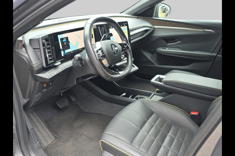 Renault Mégane E-Tech EV60 Optimum Charge Iconic | Automaat | Harman/Kardon | Volleder | 360 Camera | Adaptive Cruisecontrol |
