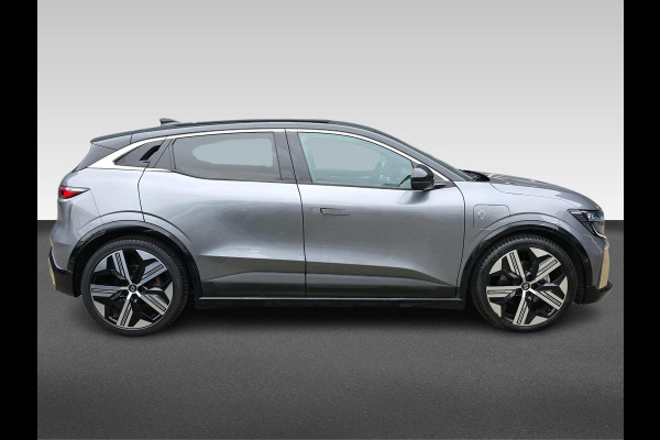 Renault Mégane E-Tech EV60 Optimum Charge Iconic | Automaat | Harman/Kardon | Volleder | 360 Camera | Adaptive Cruisecontrol |