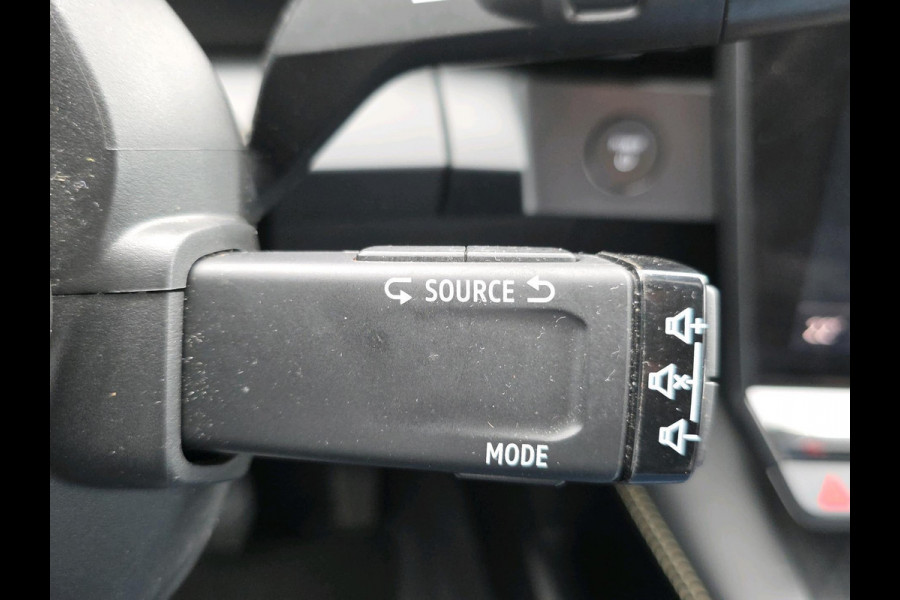 Renault Mégane E-Tech EV60 Optimum Charge Iconic | Automaat | Harman/Kardon | Volleder | 360 Camera | Adaptive Cruisecontrol |