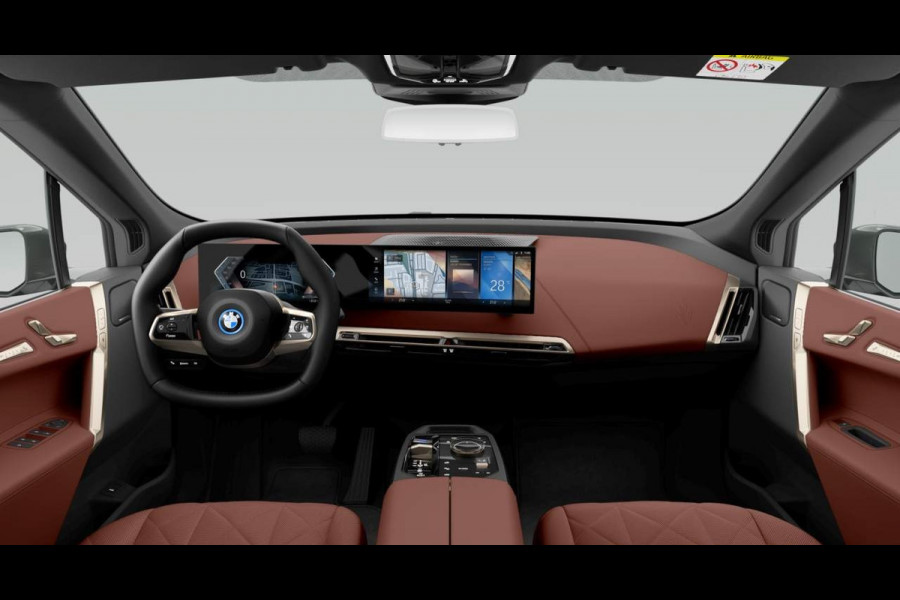 BMW iX xDrive50 - Luchtvering - Active Steering - Pano - Head-up - Softclose