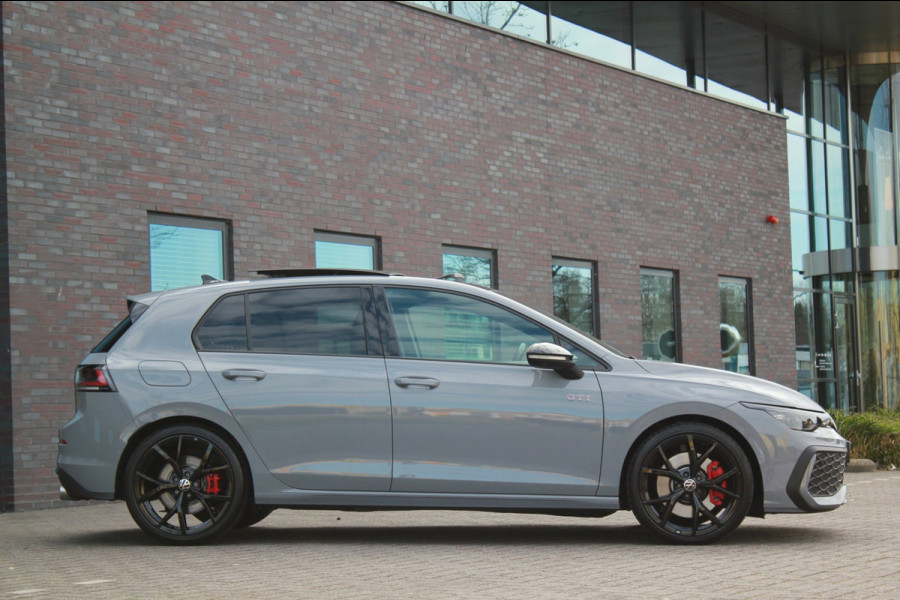 Volkswagen Golf 2.0 TSI GTI