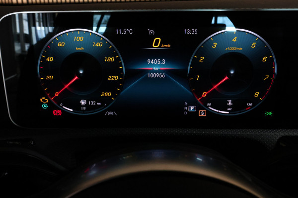 Mercedes-Benz A-Klasse 180 Business Solution AMG Sport 2020