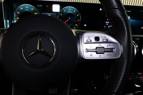 Mercedes-Benz A-Klasse 180 Business Solution AMG Sport 2020