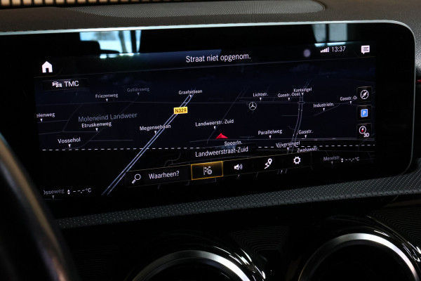 Mercedes-Benz A-Klasse 180 Business Solution AMG Sport 2020