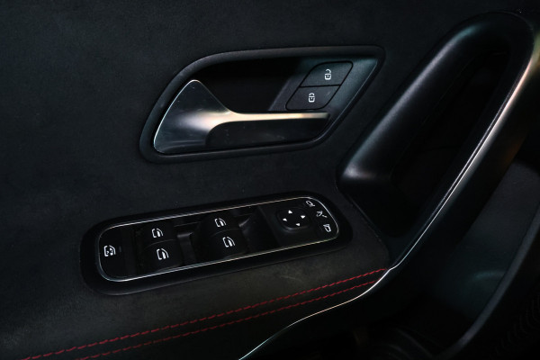 Mercedes-Benz A-Klasse 180 Business Solution AMG Sport 2020