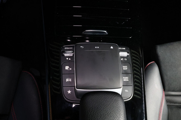 Mercedes-Benz A-Klasse 180 Business Solution AMG Sport 2020