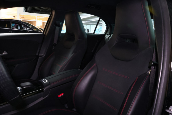 Mercedes-Benz A-Klasse 180 Business Solution AMG Sport 2020