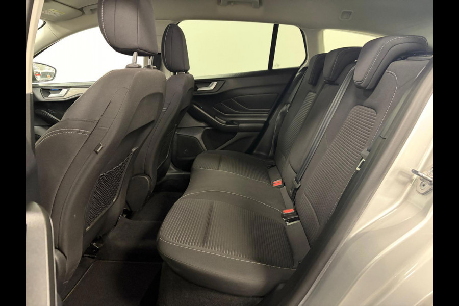 Ford FOCUS Wagon 1.5 EcoBoost Vignale*Winterpakket*Automaat*CruiseControl*PDC*LED*