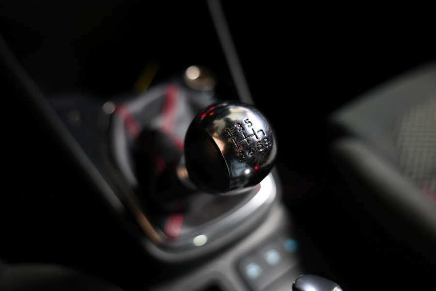 Ford Fiesta 1.0 EcoBoost 125 pk ST-Line X NAVI 2017