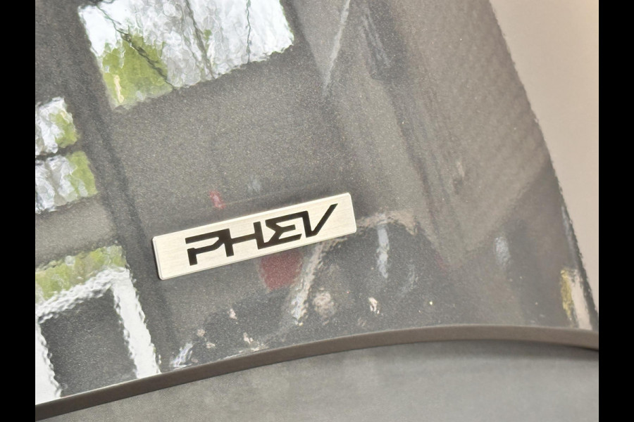 Kia Sportage 1.6 T-GDi Plug-in Hybrid AWD DynamicLine 265pk Navigatie Carplay Camera Parkeersensoren Adaptive Cruise Control Full LED Virtual Cockpit Climate Control Lichtmetalen velgen 19"