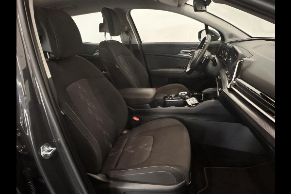 Kia Sportage 1.6 T-GDi Plug-in Hybrid AWD DynamicLine 265pk Navigatie Carplay Camera Parkeersensoren Adaptive Cruise Control Full LED Virtual Cockpit Climate Control Lichtmetalen velgen 19"