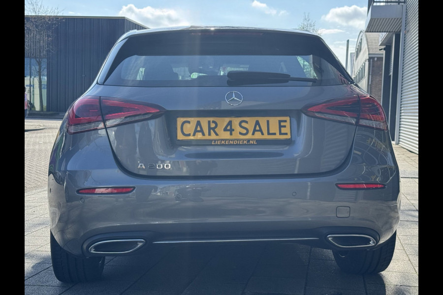 Mercedes-Benz A-Klasse 200 Edition 19 - Automaat I Sport Pakket I Navigatie/ Apple CarPlay I Leer I LED I PDC I Dealer onderhouden