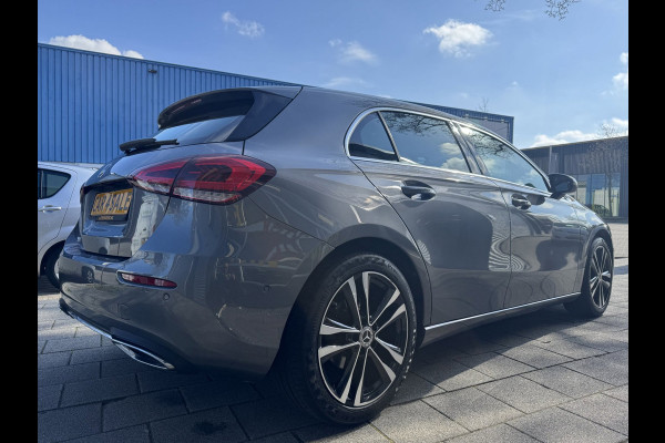 Mercedes-Benz A-Klasse 200 Edition 19 - Automaat I Sport Pakket I Navigatie/ Apple CarPlay I Leer I LED I PDC I Dealer onderhouden
