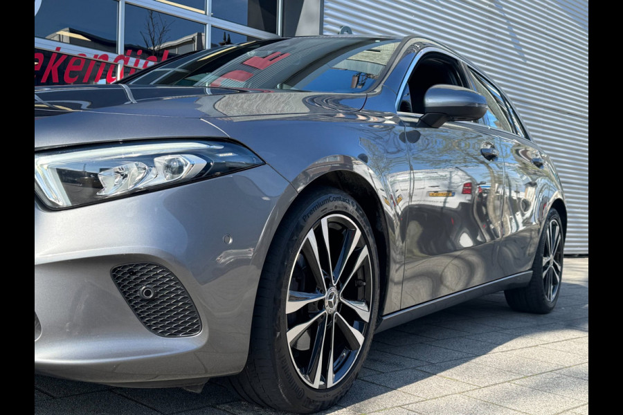 Mercedes-Benz A-Klasse 200 Edition 19 - Automaat I Sport Pakket I Navigatie/ Apple CarPlay I Leer I LED I PDC I Dealer onderhouden