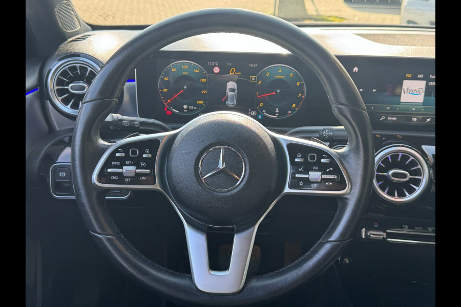 Mercedes-Benz A-Klasse 200 Edition 19 - Automaat I Sport Pakket I Navigatie/ Apple CarPlay I Leer I LED I PDC I Dealer onderhouden