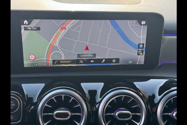 Mercedes-Benz A-Klasse 200 Edition 19 - Automaat I Sport Pakket I Navigatie/ Apple CarPlay I Leer I LED I PDC I Dealer onderhouden