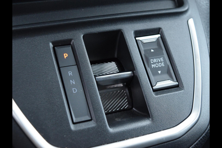 Opel Vivaro Electric L2 75 kWh | tot 8 jaar garantie | Apple Carplay | camera | dodehoekwaarschuwing | parkeersensoren voor & achter | Comfort tussenschot |