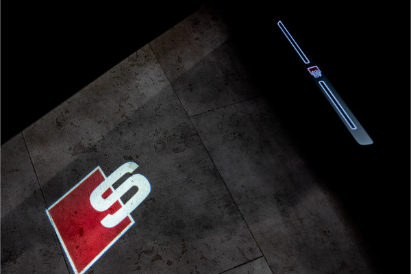 Audi Q8 60 TFSI E Quattro S-Edition Competition 490PK | 2026 | VOL! 5 JAAR GARANTIE