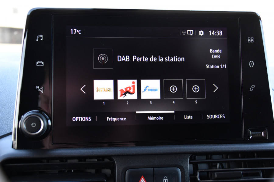 Opel Combo 1.5D L2H1 PB Edition Camera, Cruise, Carplay, Dodehoek, 130pk, Automaat, LED, Sensoren, Clima, Keyless, Uniek!