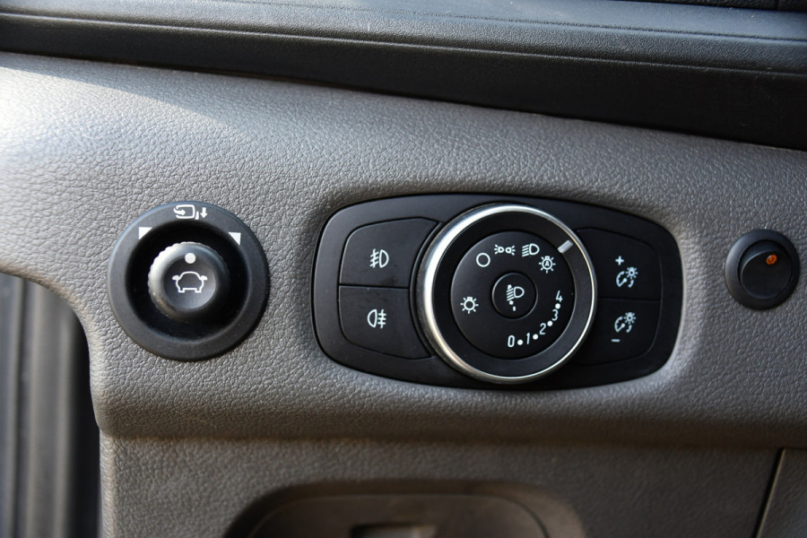 Ford Transit 350 2.0 TDCI L3H2 Limited PB Edition Camera, Cruise, Carplay, 2 x schuifdeur, 185pk, Automaat, Xenon, Multimedia, Trekhaak, Uniek!