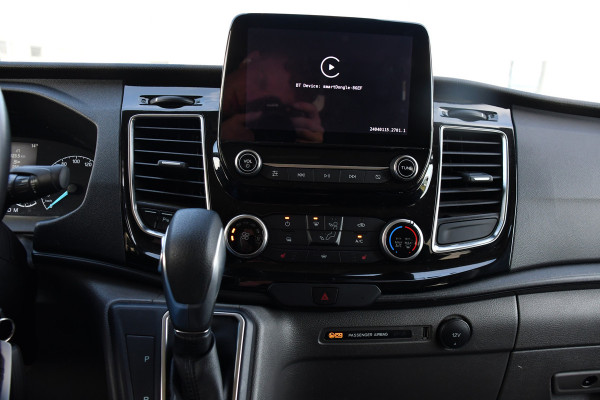 Ford Transit Custom 300 2.0 TDCI L2H1 Limited DC PB Edition Camera, Cruise, Carplay, 170pk, 2 x Schuifdeur, LED, Automaat, Stoelverwarming, Sensoren, Uniek!