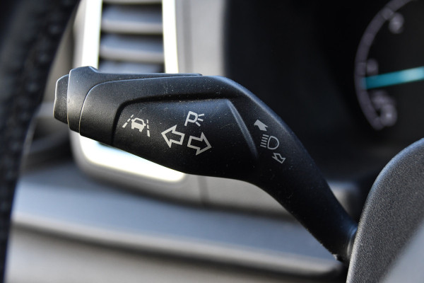 Ford Transit Custom 300 2.0 TDCI L2H1 Limited DC PB Edition Camera, Cruise, Carplay, 170pk, 2 x Schuifdeur, LED, Automaat, Stoelverwarming, Sensoren, Uniek!