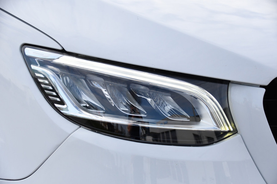 Mercedes-Benz Sprinter 317 1.9 CDI L2 Pro AMG Edition FACE LIFT! Camera, Cruise, Carplay, LED, Stoelverwarming, 170pk, Automaat, Multimedia, Uniek!