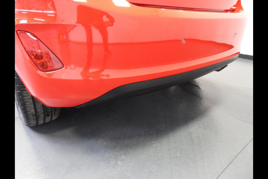 Ford Fiesta 1.0 EcoBoost Titanium NAVI-APP/CLIMA/CRUISE/LED/PDC!