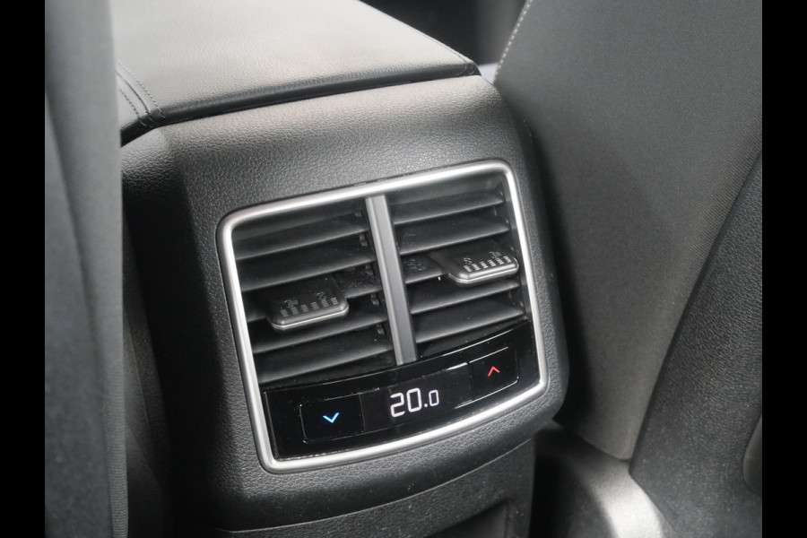 Kia Sportage 1.6 T-GDi Hybrid DynamicLine | Navi | Carplay | Camera | Adaptief | 1650Kg trekgewicht