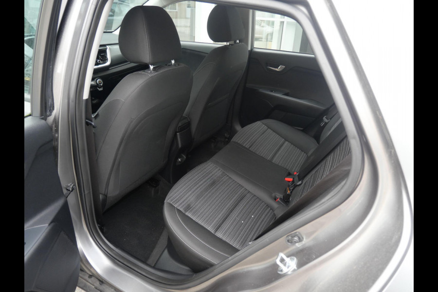 Kia Stonic 1.0 T-GDi MHEV DynamicLine | Cruise | Clima | Camera | Navi |