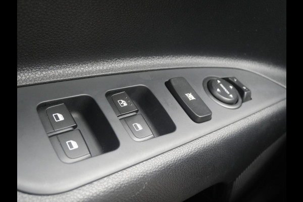 Kia Stonic 1.0 T-GDi MHEV DynamicLine | Cruise | Clima | Camera | Navi |