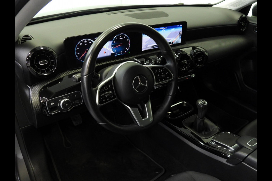 Mercedes-Benz A-Klasse A160 Business Solution NAVI/CAMERA/LED/16"LMV!