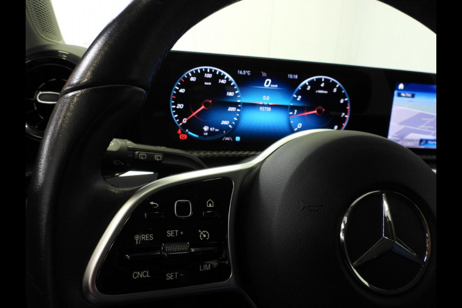 Mercedes-Benz A-Klasse A160 Business Solution NAVI/CAMERA/LED/16"LMV!
