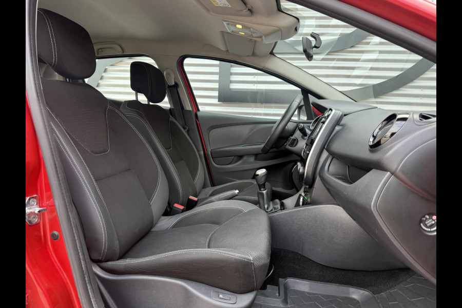 Renault Clio 0.9 TCe Limited 1e Eigenaar|Navi|Airco|PDC|Cruise|Stoelverwarming|Dealer Onderhouden|Nieuwe APK bij Aflevering