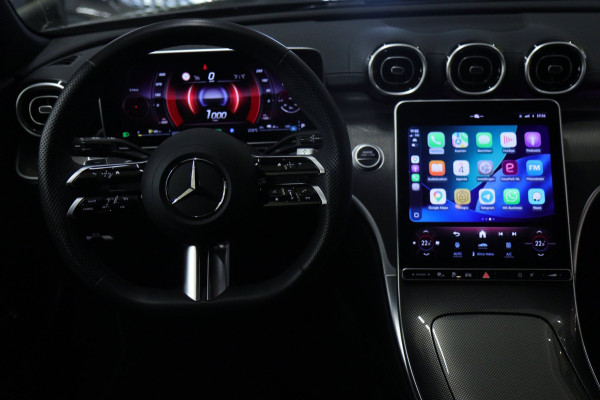 Mercedes-Benz C-Klasse 300 E AMG Line / PANO/CARPLAY/SFEERV/STOELV/BOMVOL