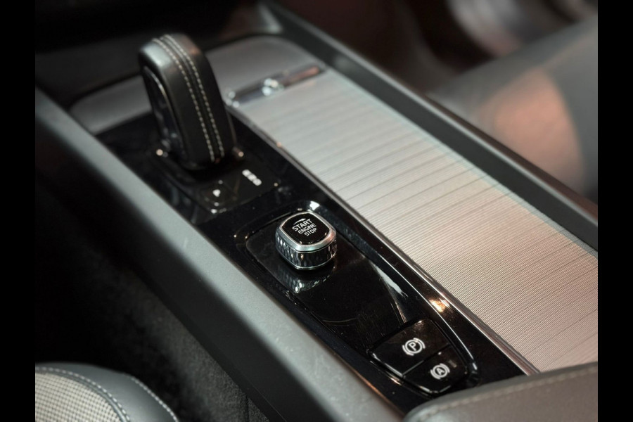 Volvo XC60 2.0 T6 Plug-in hybrid AWD Inscription Exclusive|HUD|CRUISE|LEDER|PANO