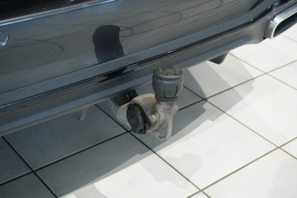 Mercedes-Benz C-Klasse Estate 300 e AMG Line ORIG. NEDERLANDS + AMG / PANORAMA / TREKHAAK / LEDER