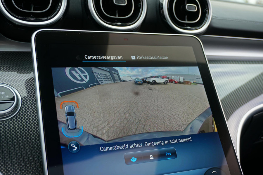 Mercedes-Benz C-Klasse Estate 300 e AMG Line ORIG. NEDERLANDS + AMG / PANORAMA / TREKHAAK / LEDER