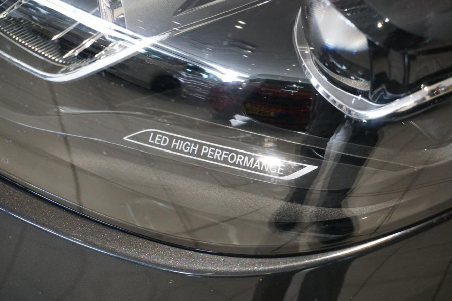 Mercedes-Benz C-Klasse Estate 300 e AMG Line ORIG. NEDERLANDS + AMG / PANORAMA / TREKHAAK / LEDER