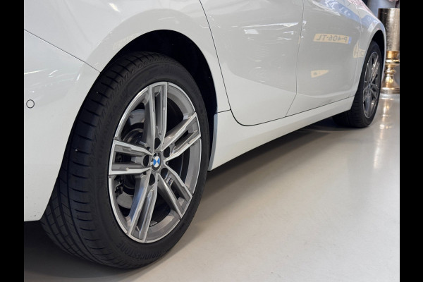 BMW 1-serie 120i | CAMERA | LED | STOELVERW. | 2024