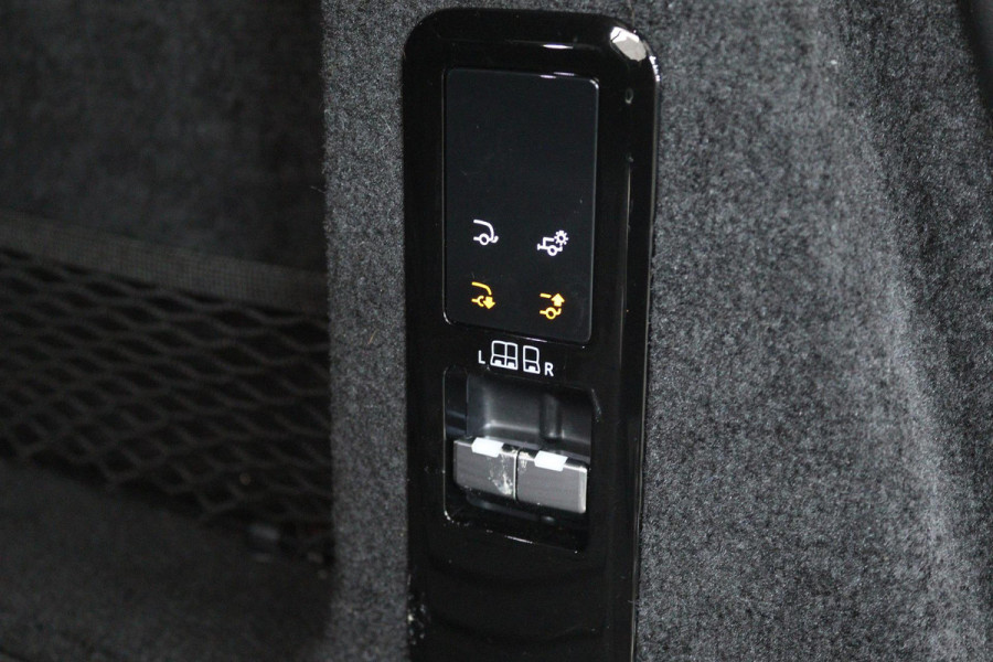 Land Rover Range Rover Sport 3.0 P460e Dynamic HSE (PANORAMADAK, PPF, HEAD-UP, STUURVERWARMING, 360 CAMERA, 26-06-2029 GARANTIE)