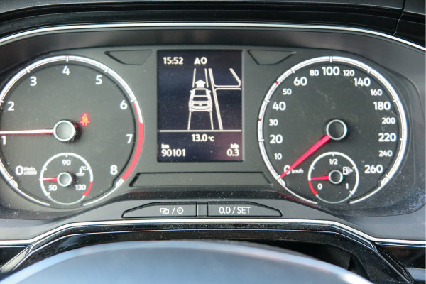 Volkswagen Polo 1.0 TSI 95 pk Highline , Adaptive Cruise , Parkeersensoren V+A , Parkassist, NAP, Navigatie, DAB+ , Stuurwiel multifunctioneel, 16"lichtmetalen velgen, Carplay, Actieve demping , Sportstoelen, etc.etc