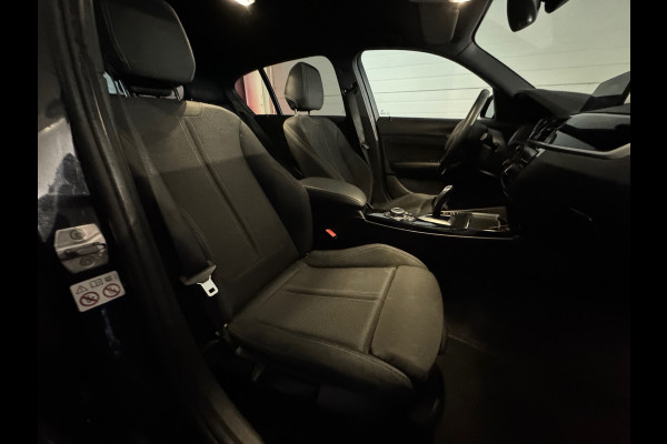 BMW 1-serie 118i Corporate Executive Black Pack|Ambiance|NAP