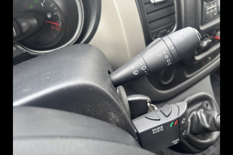 Nissan NV300 1.6 dCi L1H1*3-PERS*A/C*CRUISE*NAVI*HAAK*CAM*IMP.*