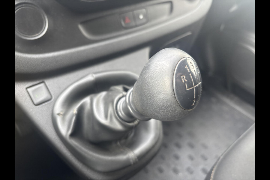 Nissan NV300 1.6 dCi L1H1*3-PERS*A/C*CRUISE*NAVI*HAAK*CAM*IMP.*