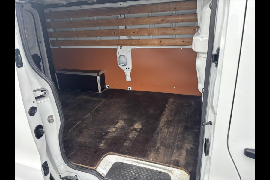 Nissan NV300 1.6 dCi L2H1*3-PERS*A/C*CRUISE*NAVI*HAAK*CAM*IMP.*