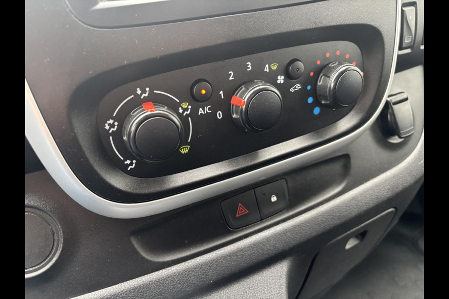 Nissan NV300 1.6 dCi L2H1*3-PERS*A/C*CRUISE*NAVI*HAAK*CAM*IMP.*