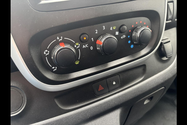 Nissan NV300 1.6 dCi L2H1*3-PERS*A/C*CRUISE*NAVI*HAAK*CAM*IMP.*